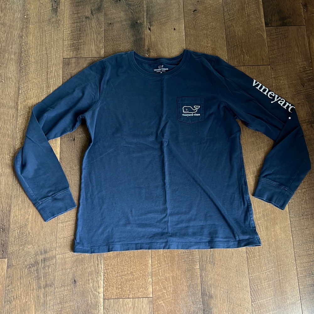 Women’s Vineyard Vines Long Sleeve Whale Pocket T-Shirt